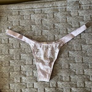 Victoria’s Secret Pink Rhinestone strap Thong Size Medium